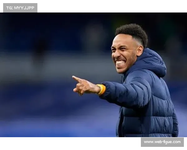 奥巴梅扬助攻瓦斯破门 马赛攻势全面开花